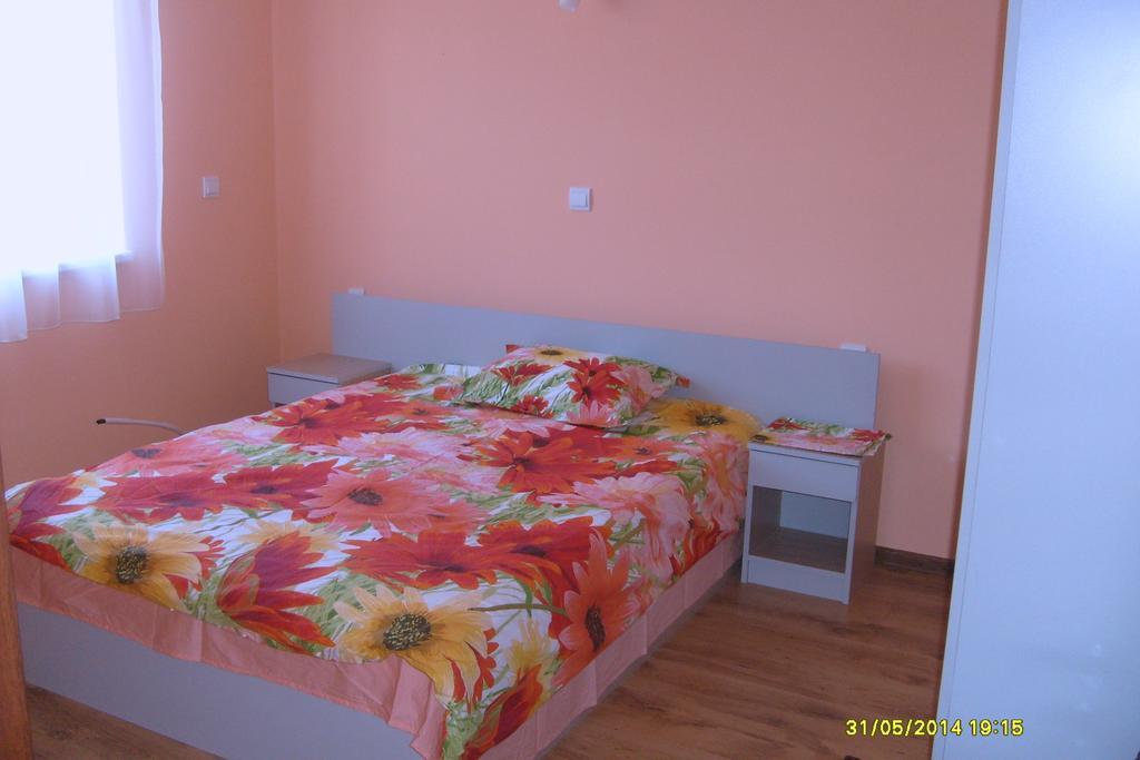 Guest Rooms Mihaylovi Pavel Banya Zimmer foto